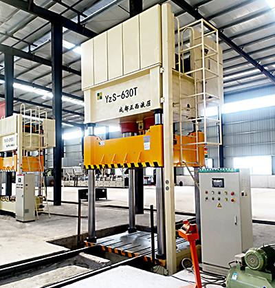 四川達(dá)州客戶定制的630噸四柱液壓機(jī)介紹技術(shù)參數(shù)電機(jī)和價(jià)格，由成都正西液壓機(jī)供應(yīng)，希望對(duì)選購中有所幫助